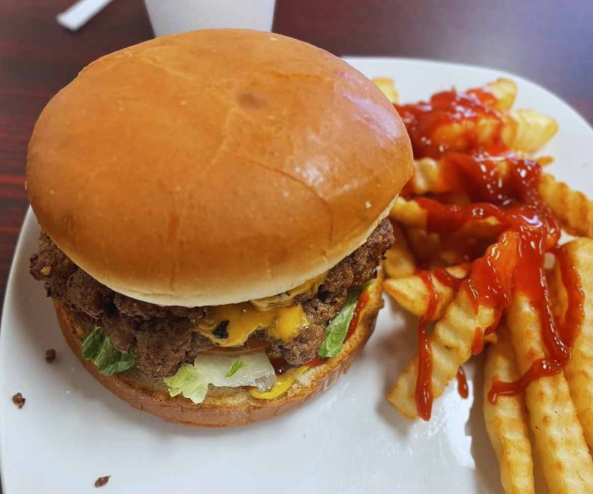 cheeseburger at Taste of Detroit in Jackson MS
