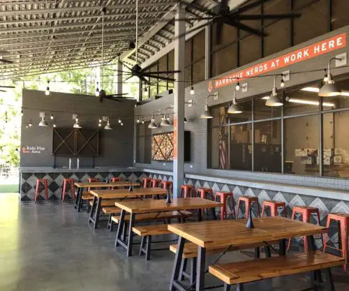 outside patio at prime barbecue in Knightdale north carolina