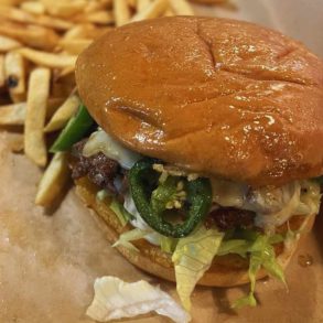 burger at do shaggy's in st. Charles, MO