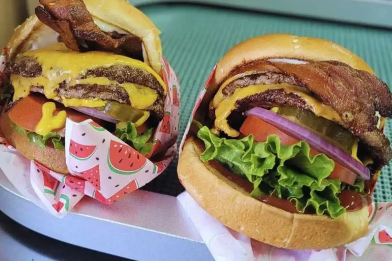 cheeseburgers at candy burger in Carson City NV