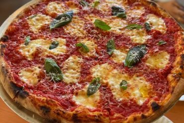 pizza at lovers pizzeria in San Antonio texas