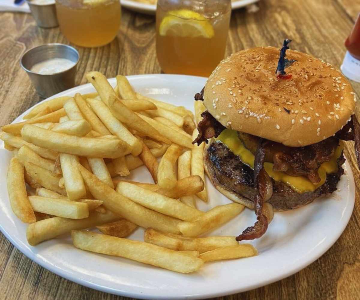 burger and fries at fat maddie's grill in San Ramon ca