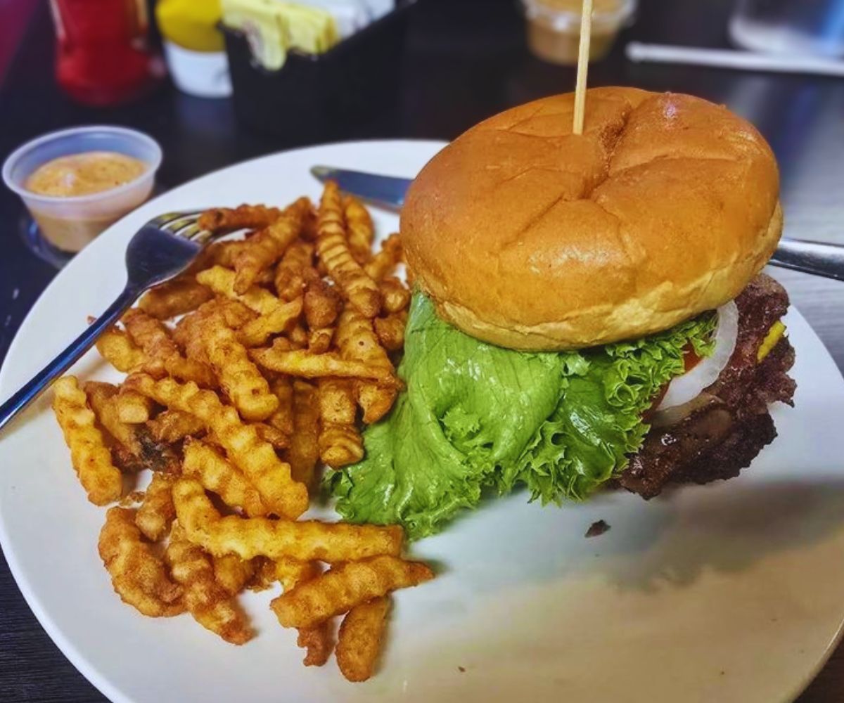 burger at darby's patrol base in Columbus GA