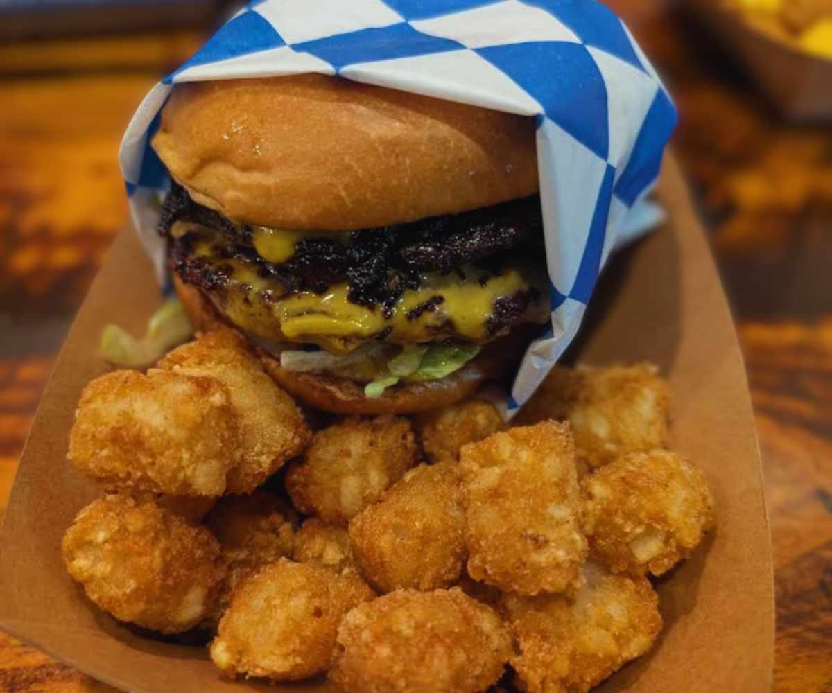 burger and tots at Farmers Table in Newport News, VA