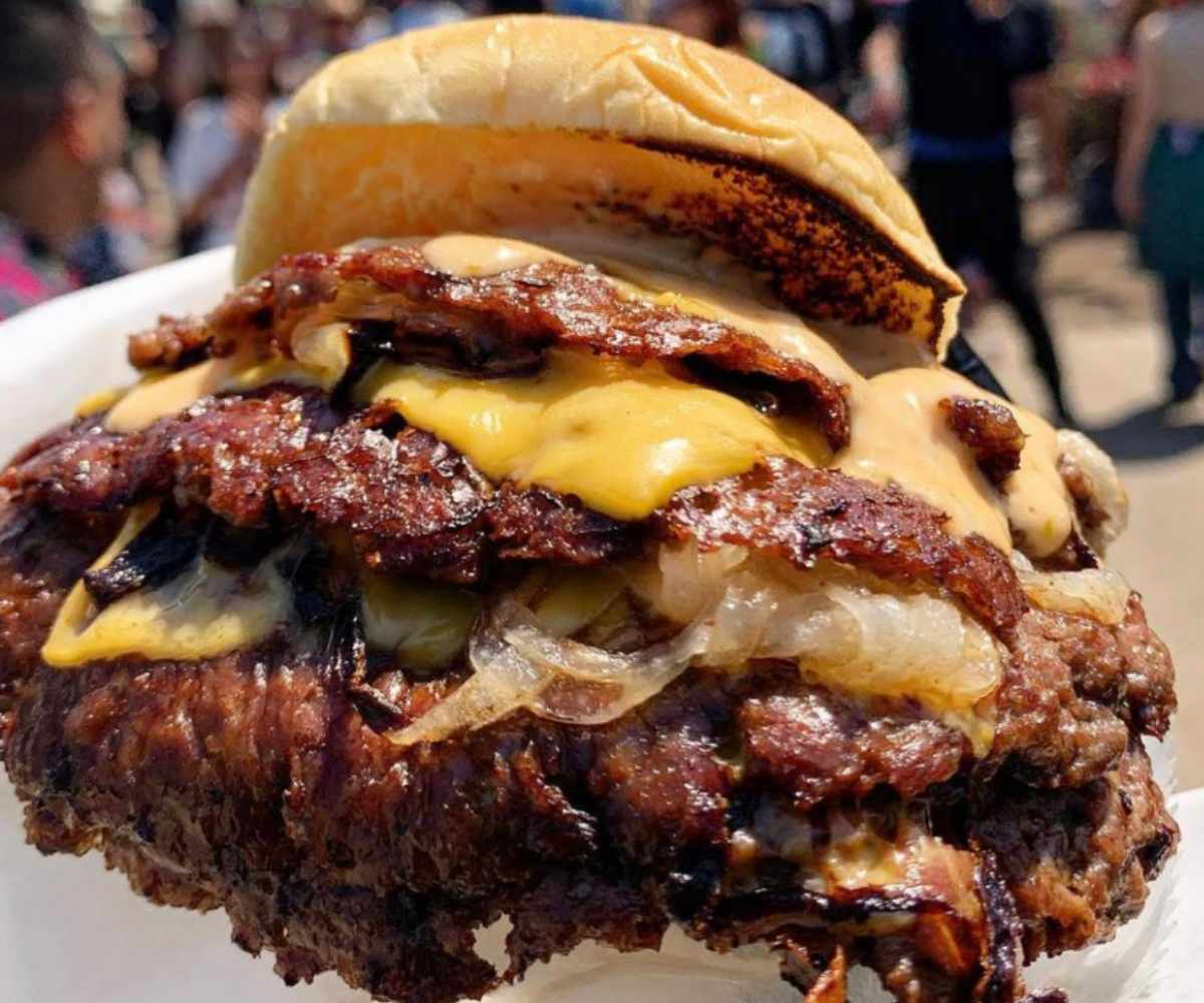 huge burger at ted's burgers in Miami florida