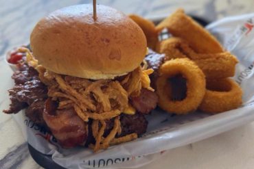 hot south burger at North south Grill in Pembroke pines florida