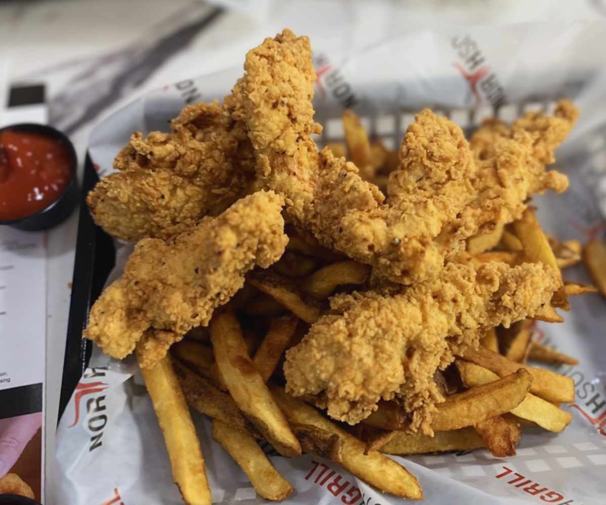 huge chicken tenders at North south grill in Pembroke pines fl