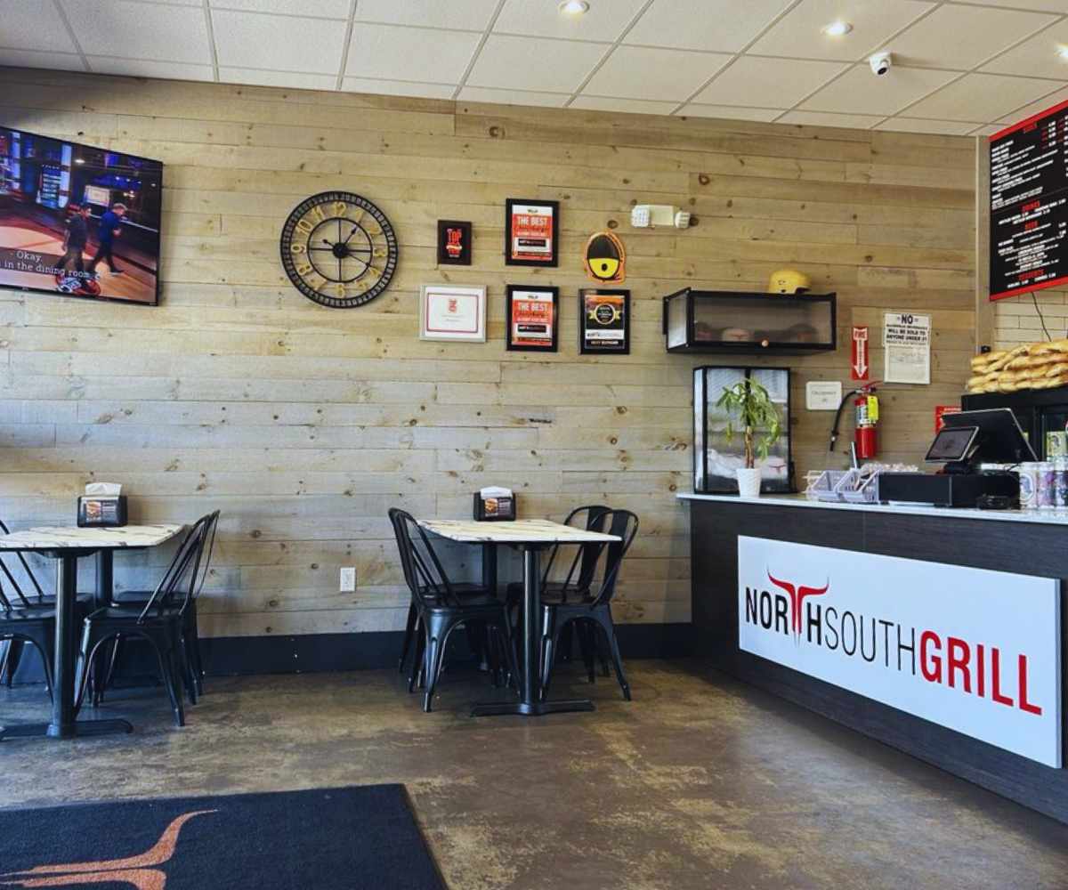 inside north south grill in Pembroke pines florida