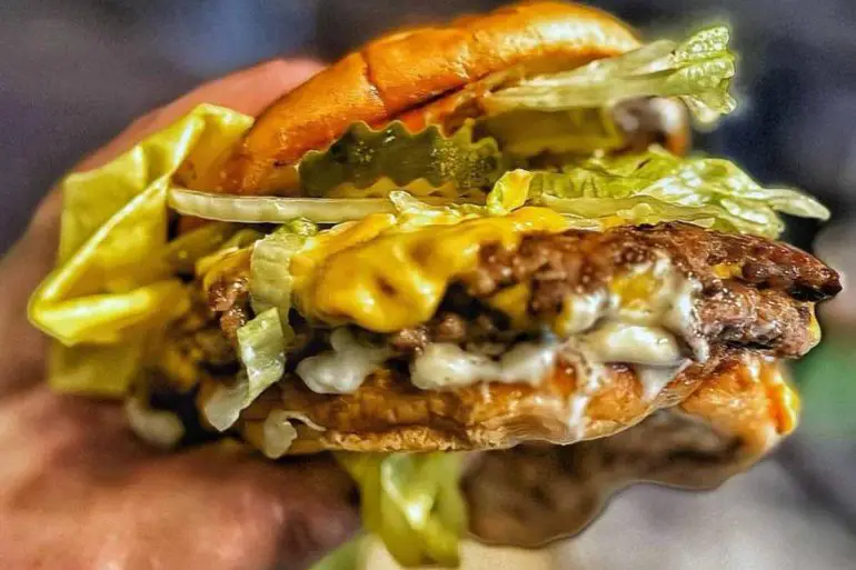 burger at Sizzle Shack Burger in El cajon CA