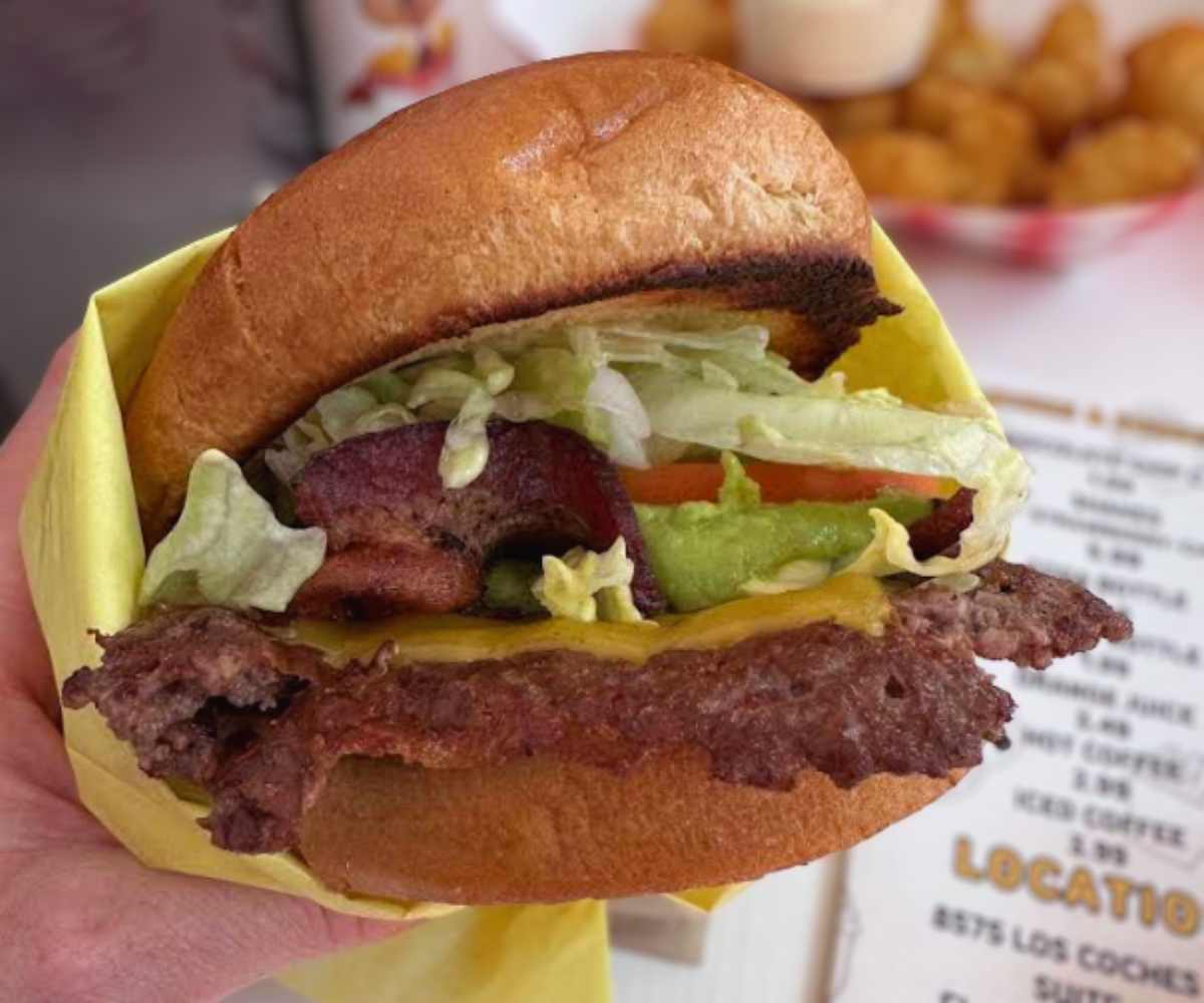California burger at sizzle shack burger in El cajon ca