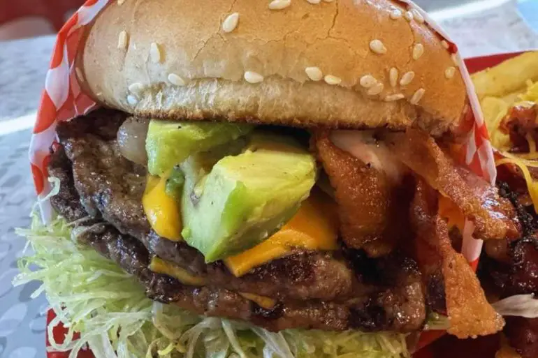 avocado bacon cheeseburger at p and g burgers in Colton CA