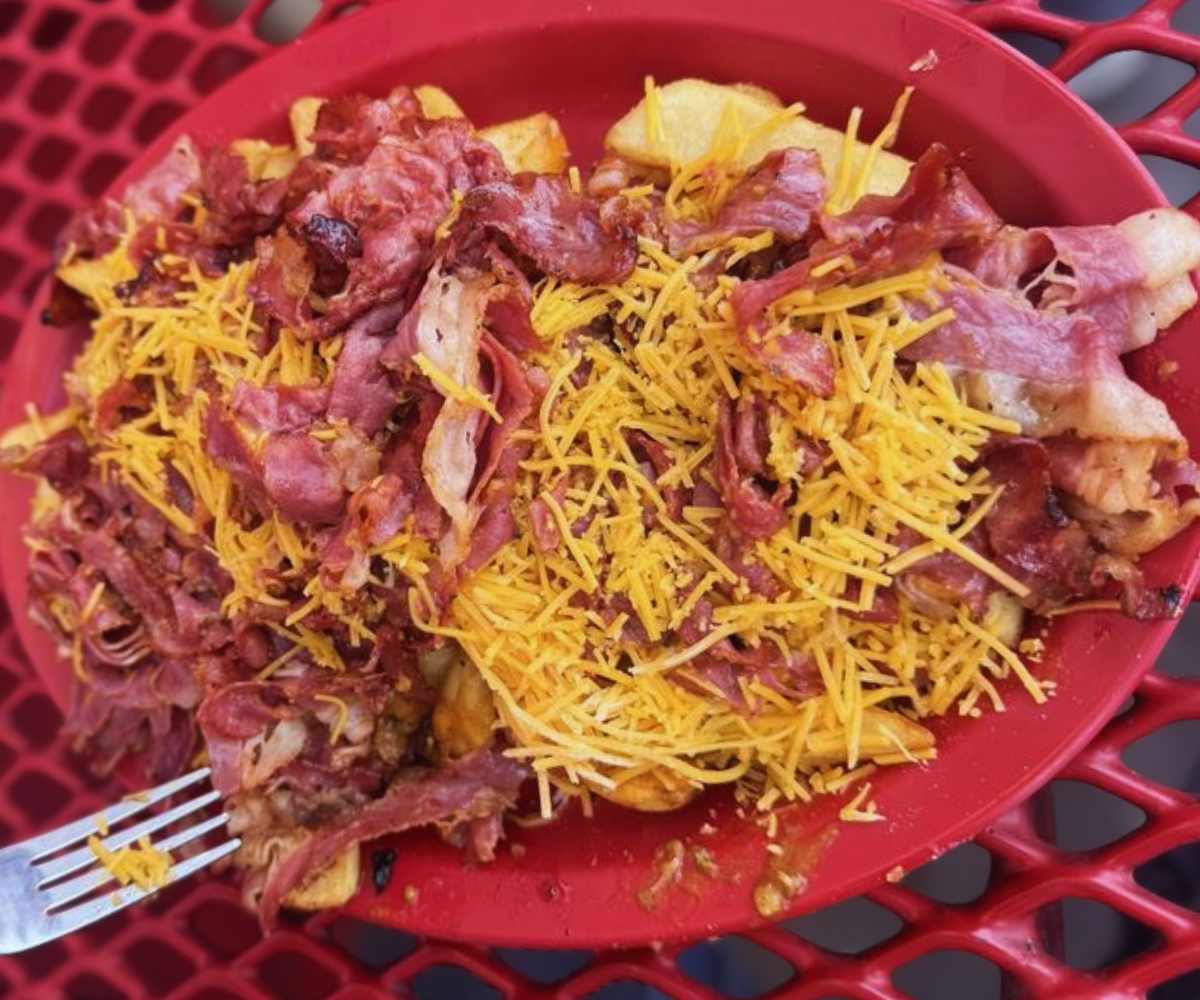 pastrami chili cheese fries at p and g burgers in Colton california