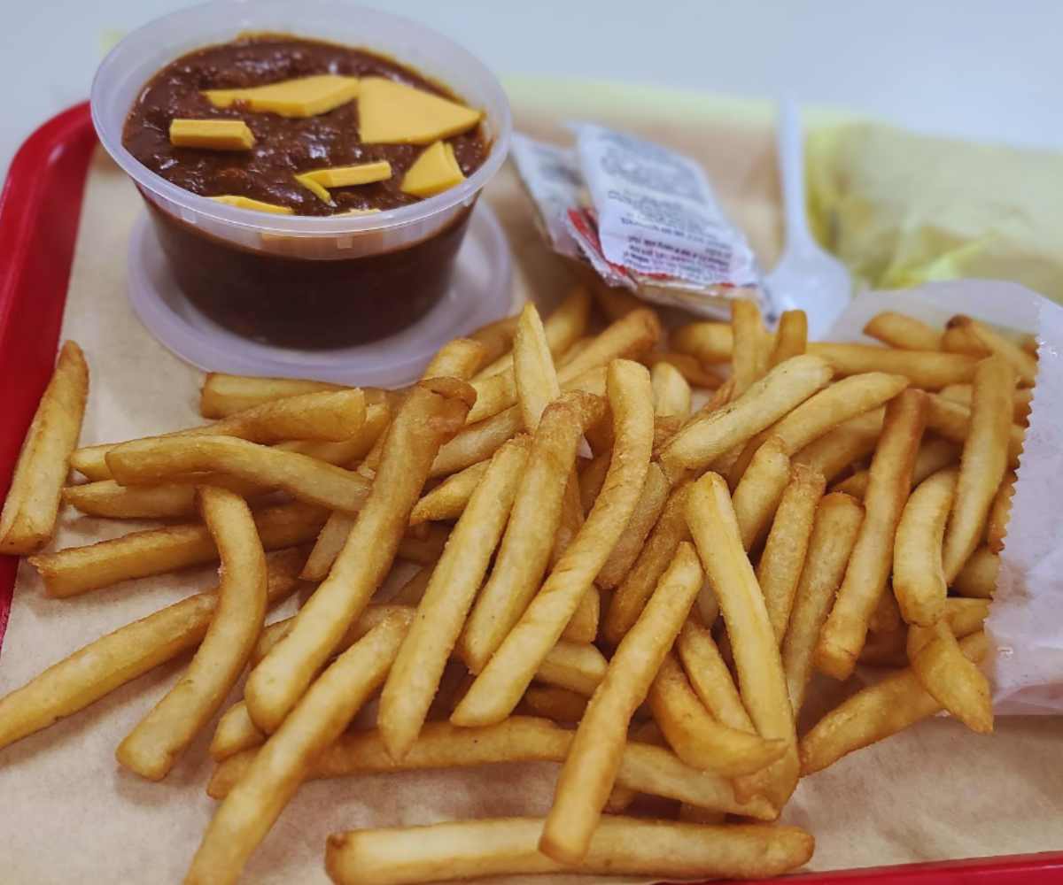 huge portions at all star burgers in Newark CA