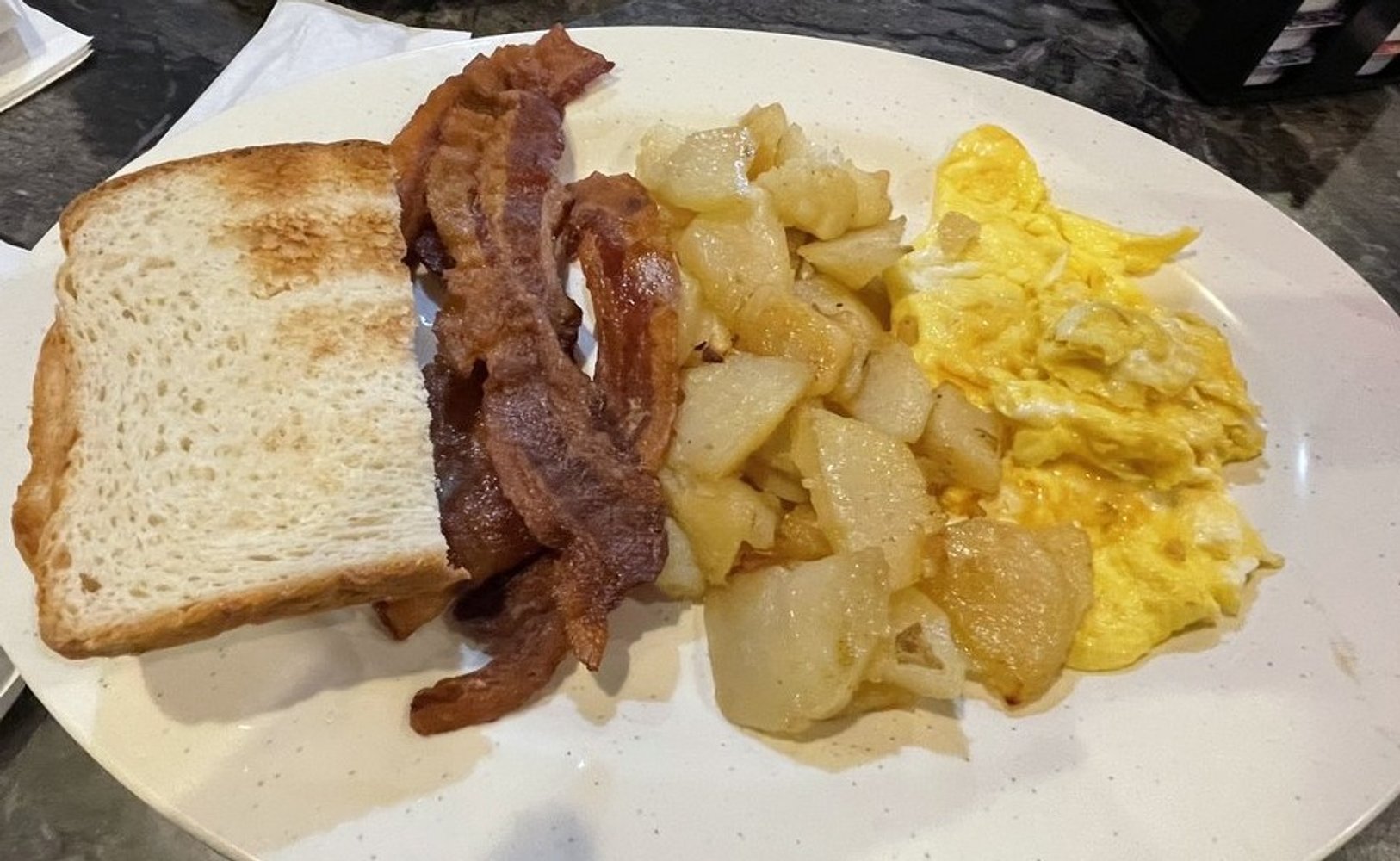 Breakfast at Mom & Pops located in Norfolk, Virginia