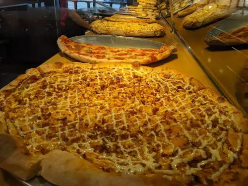 IAN’S PIZZA MADISON | STATE STREET