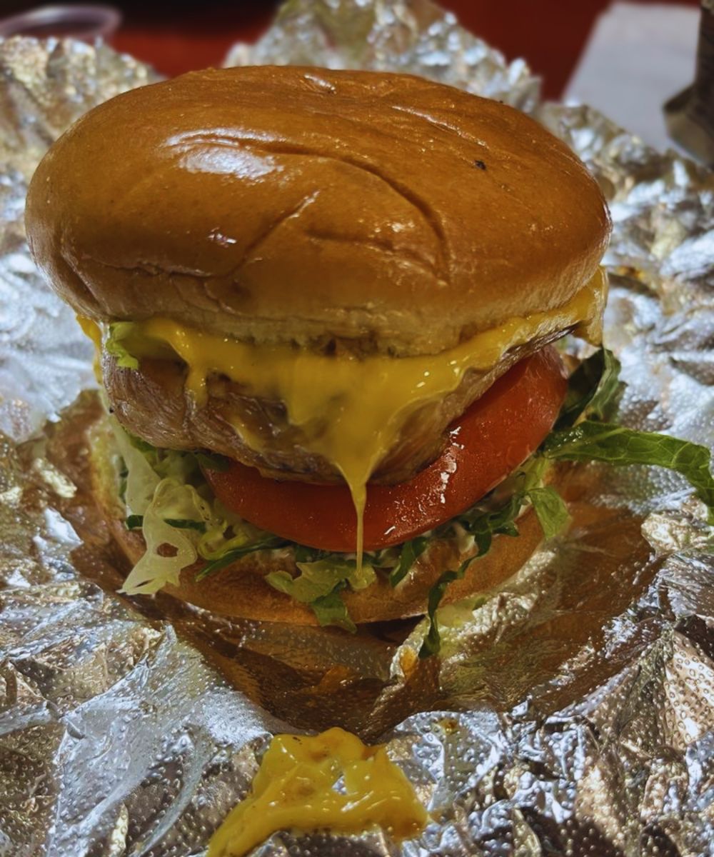 CHICKEN SANDWICH WITH CHEESE at Burger Bros in Towson, MD
