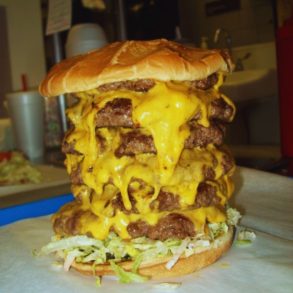 Burger at Big Larry's Burgers in Kasas