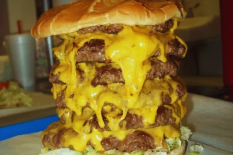 Burger at Big Larry's Burgers in Kasas