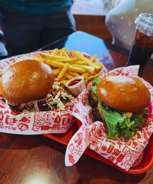 Photos of Fukuburger Chinatown