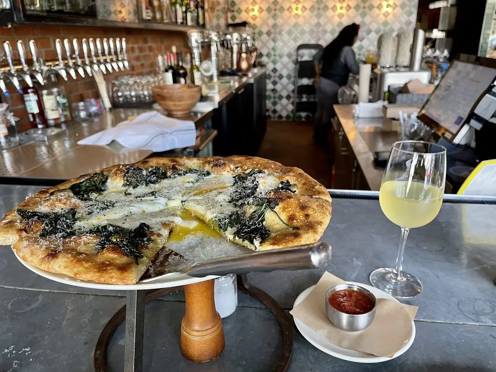 PIE TAP PIZZA WORKSHOP + BAR Pizza