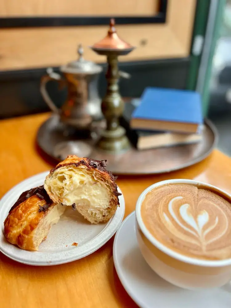 TRADESMAN COFFEE SHOP & LOUNGE