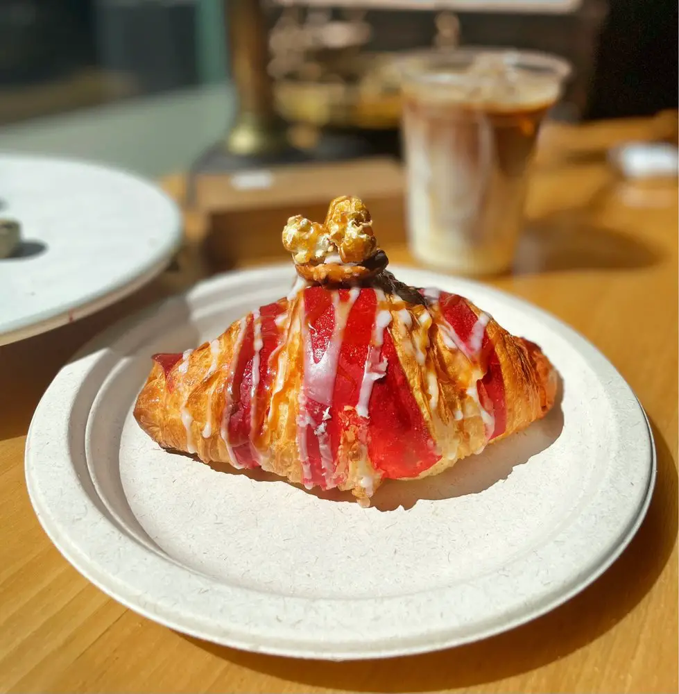 TRADESMAN COFFEE SHOP & LOUNGE