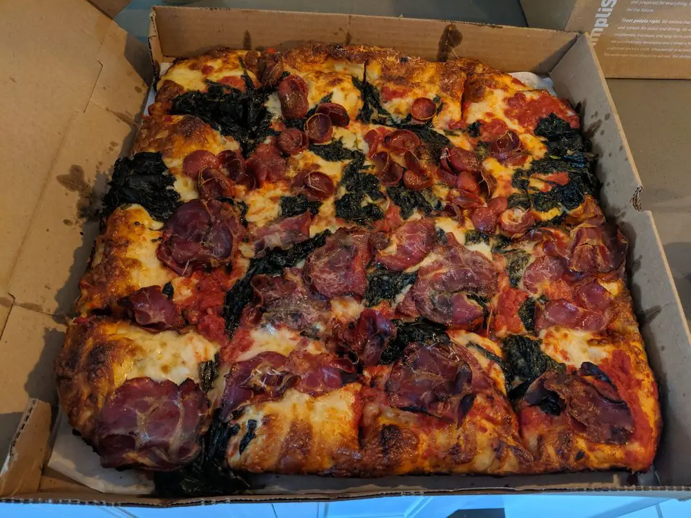 ANGELO'S PIZZERIA