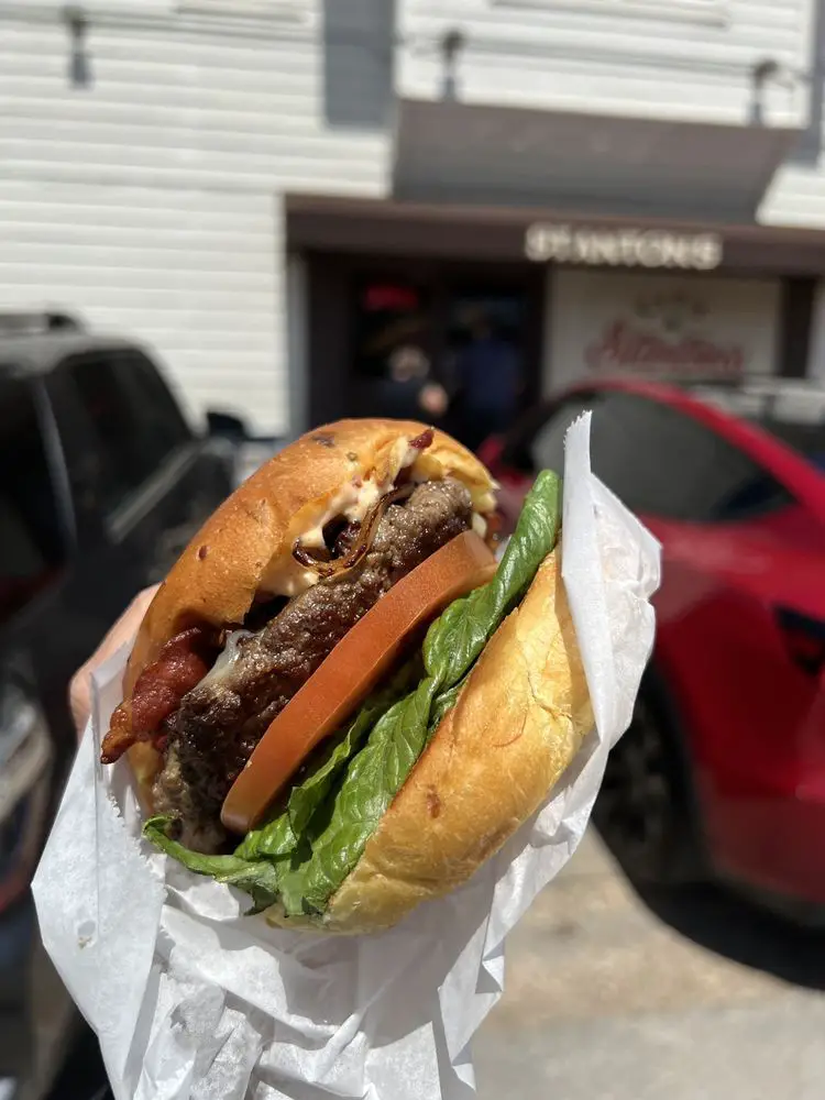 STANTON'S CITY BITES Burger