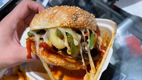 PEARL'S DELUXE BURGERS