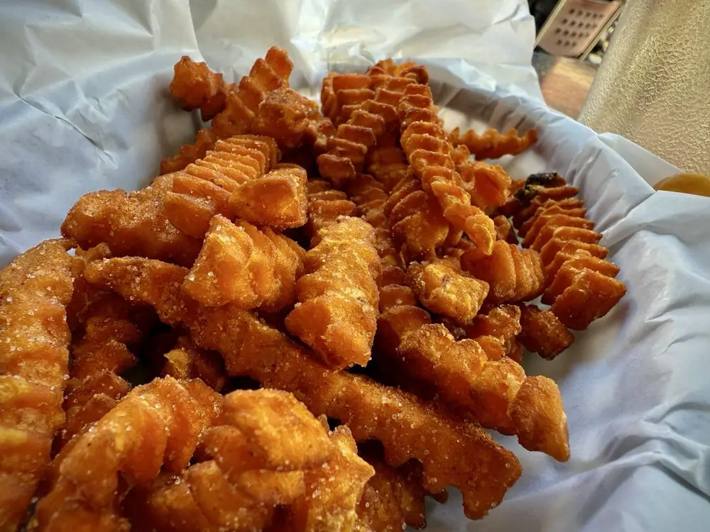 ZOMBIE BURGER + DRINK LAB