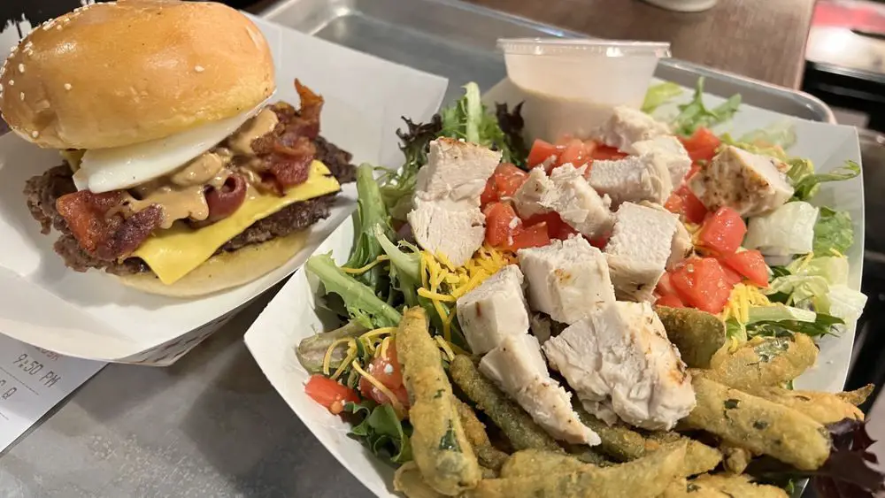 ZOMBIE BURGER + DRINK LAB