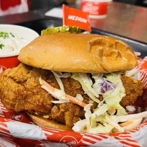 HATTIE B'S HOT CHICKEN Restaurant