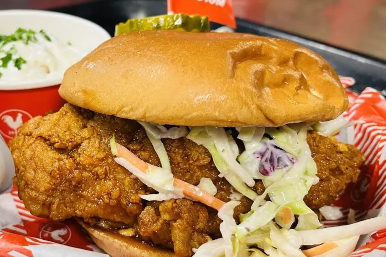 HATTIE B'S HOT CHICKEN Restaurant