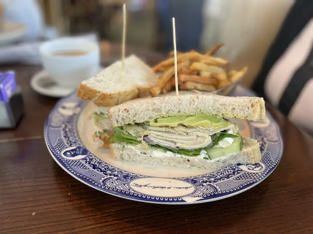 FOUNDING FARMERS DC Restaurant