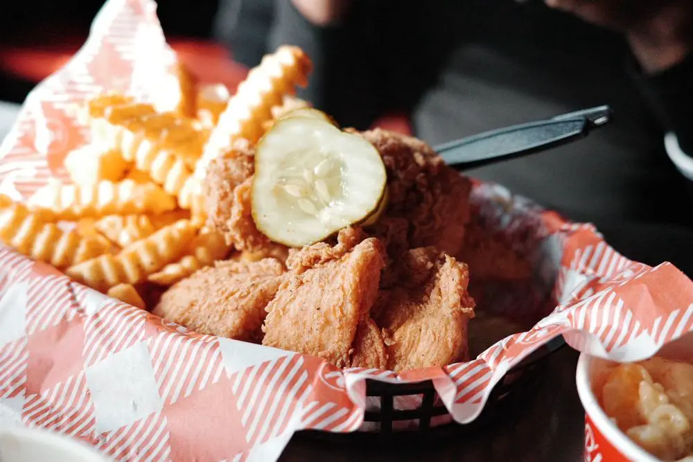 HATTIE B'S HOT CHICKEN Restaurant