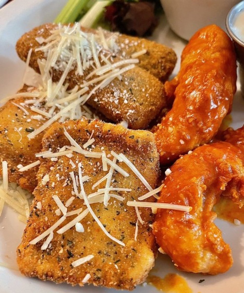 Food at Johnny Macaroni's in Bridgewater, MA.