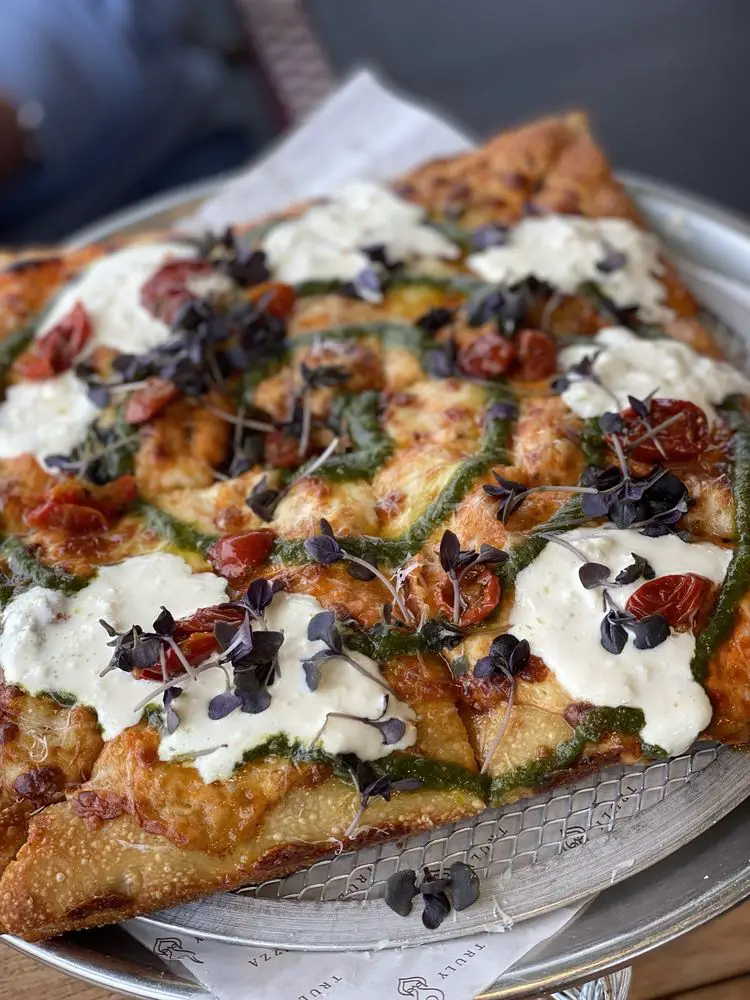 TRULY PIZZA