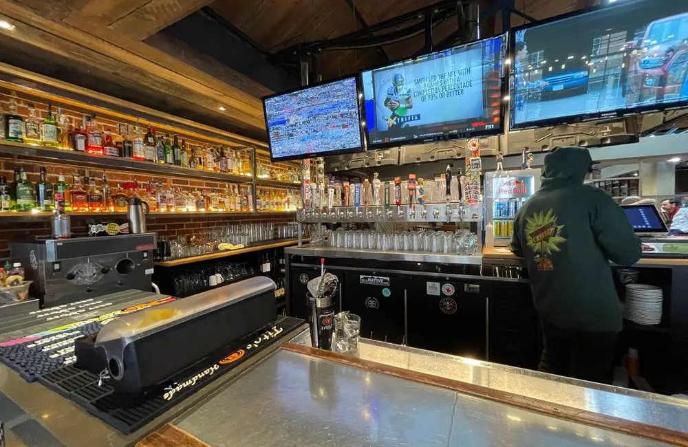 Indoor at Cherry Cricket - Downtown