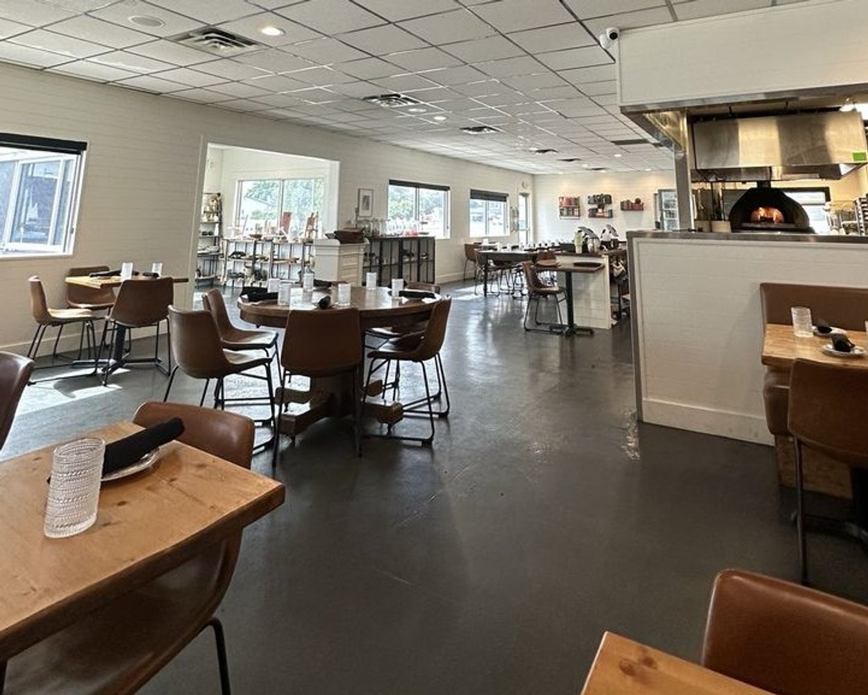 Inside at Edna’s Market & Grille located in Lehi, UT.