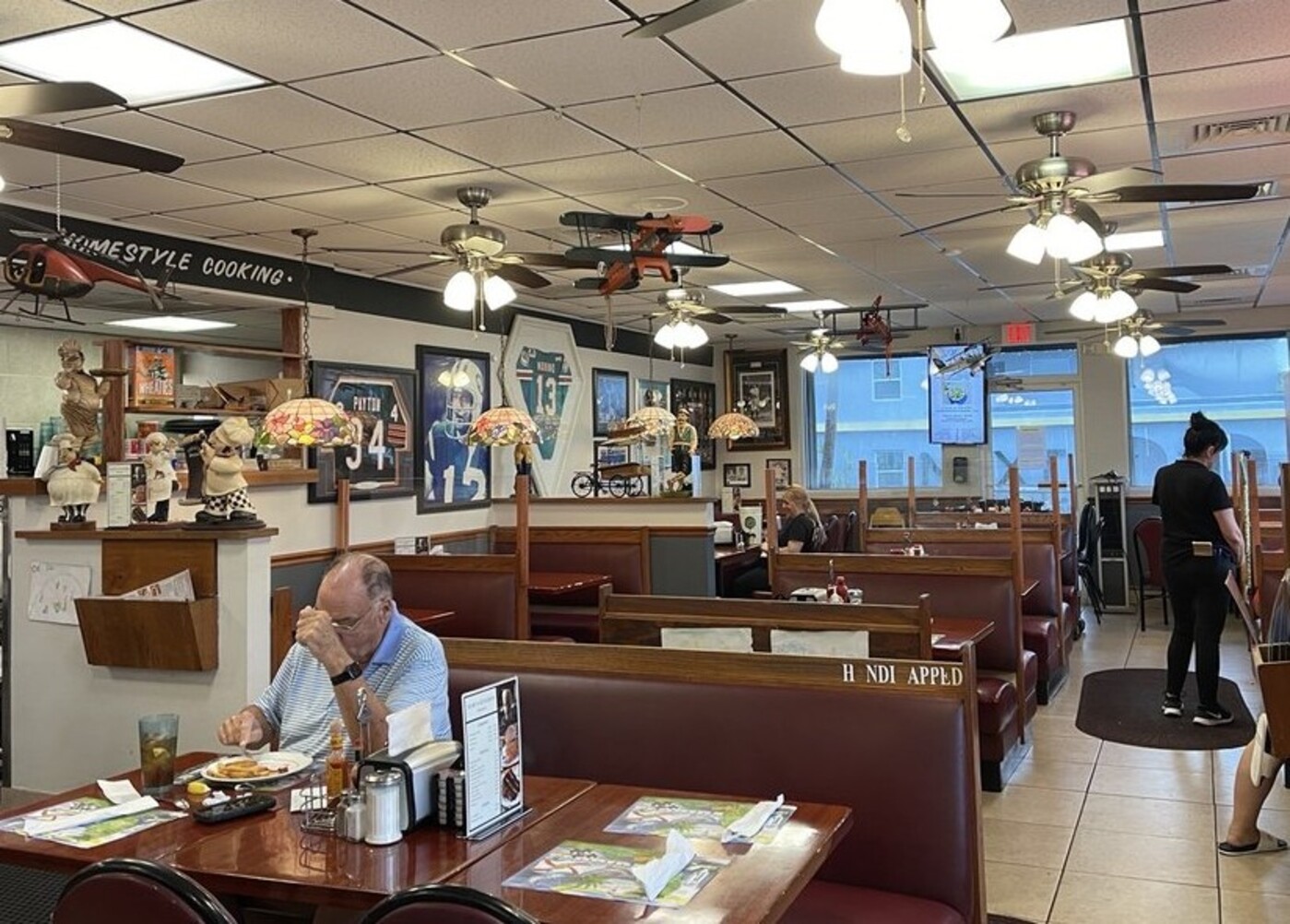 Inside at Mom's Kitchen located in Fort Lauderdale, FL. 