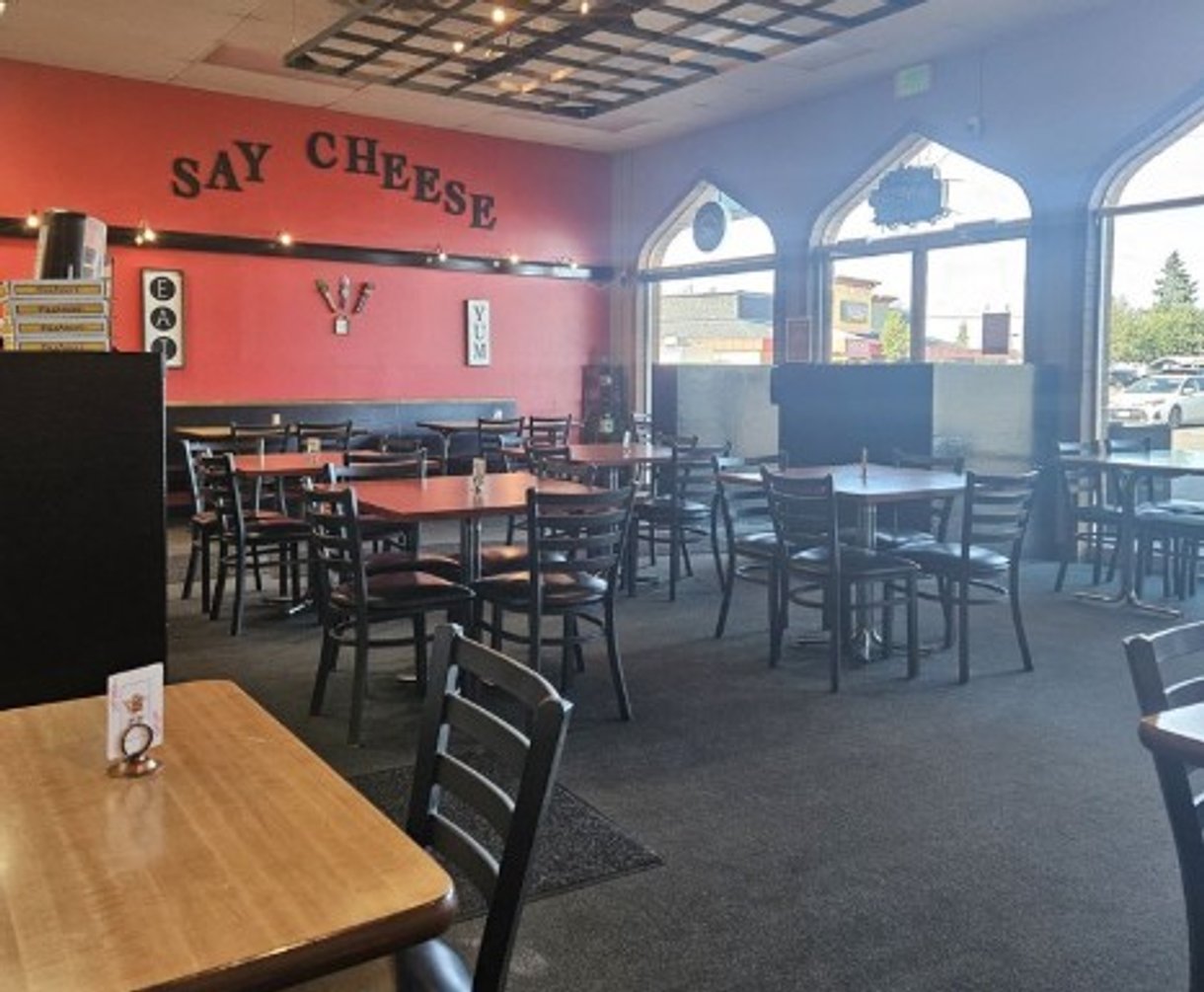 Inside PizzAmore located in Albany, OR.