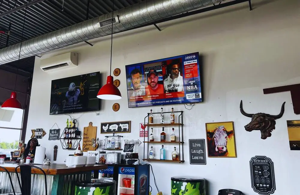 Inside Photos for Biglow's Burgers