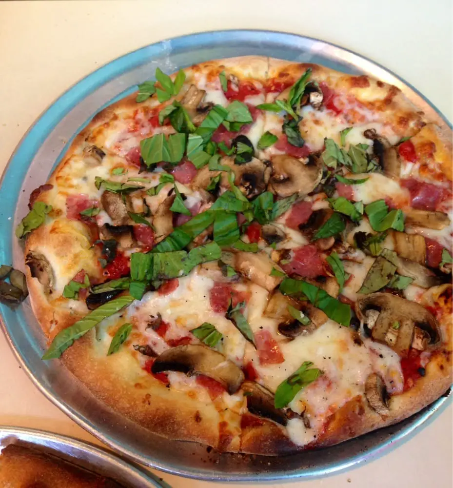 D'ALLESANDRO'S PIZZA