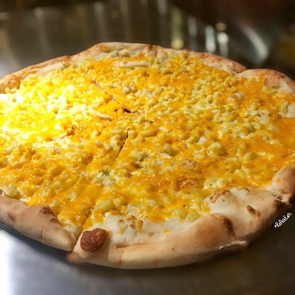 IAN’S PIZZA MADISON | STATE STREET