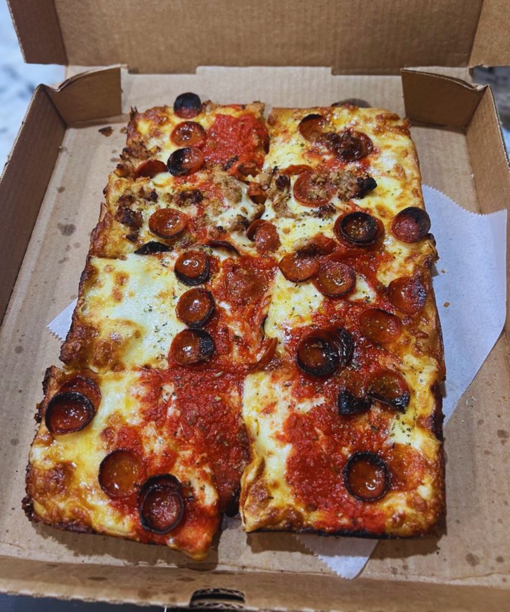 Photos for Federal Pizza in Phoenix, AZ