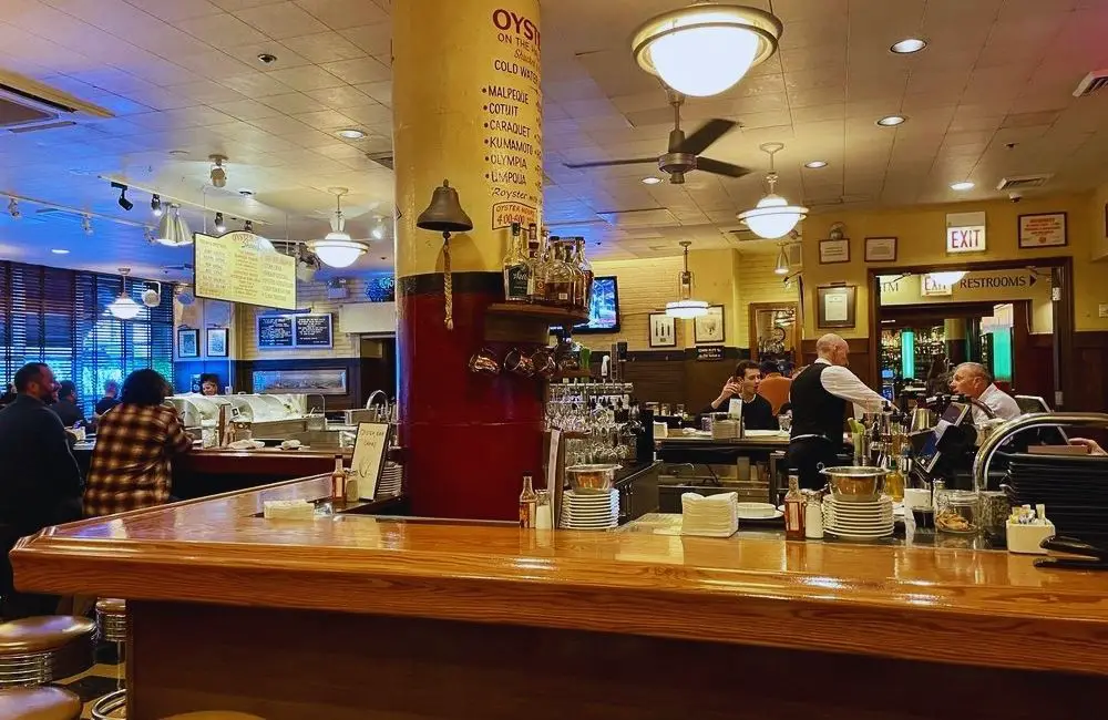 Inside Photos for Shaw's Crab House in Chicago, IL