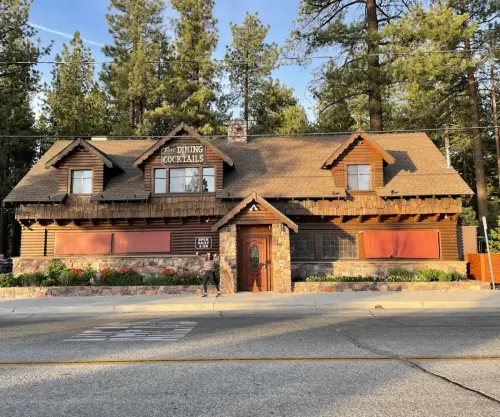 Exterior of Captain's Anchorage Restaurant and Bar