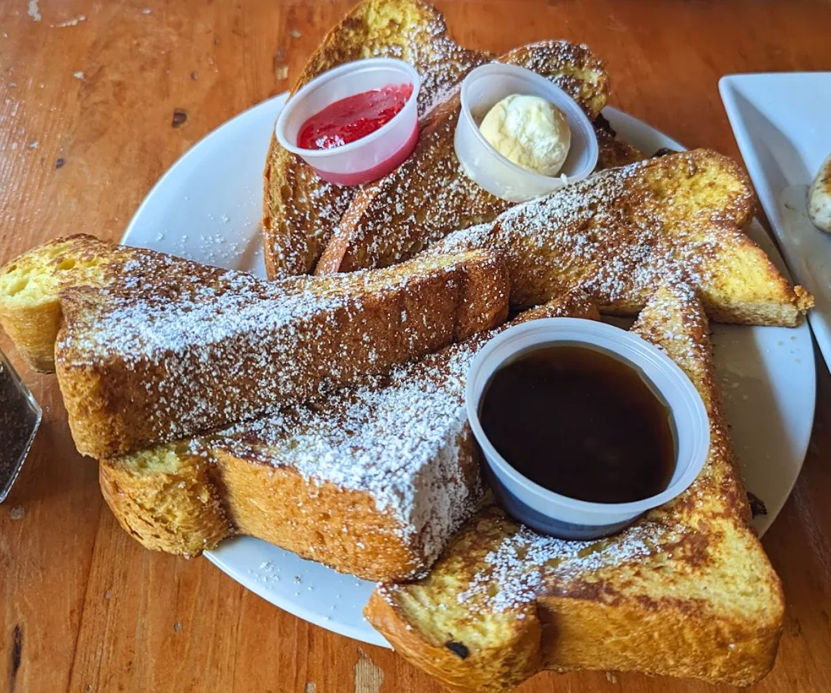 French Toast at Gilbert's on Main in Bellevue, WA