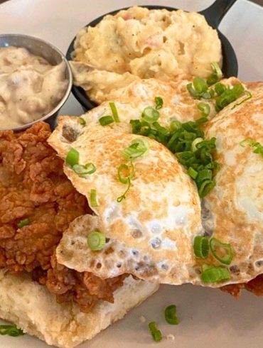 Fried Chicken & Biscuit at Grace & Grits in Mount Pleasant in South Carolina