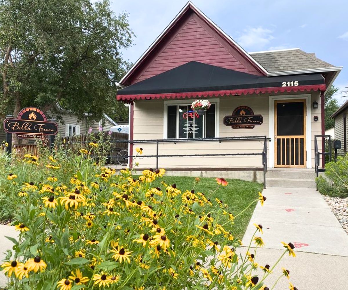 exterior of Bella Fuoco Wood Fired Pizza in Cheyenne, Wyoming